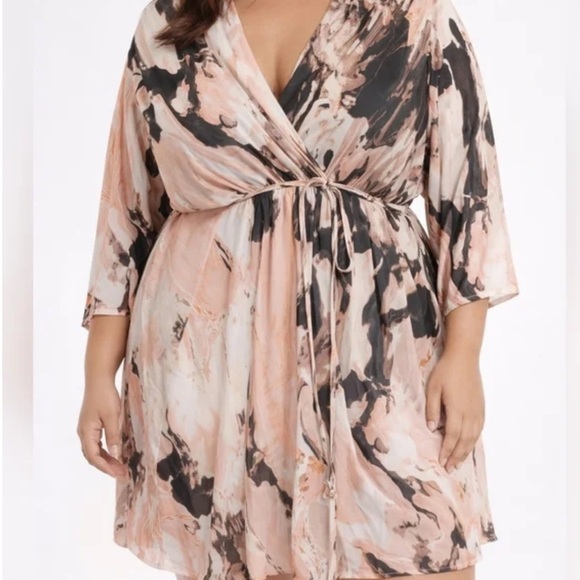 Bar III Dresses & Skirts - Bar III Marble Print Mini Dress Pink Black V-Neck Tie Waist Size XS